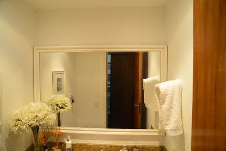 Apartamento para alugar com 300m², 3 quartos e 4 vagasLavabo