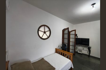 Casa de condomínio à venda com 64m², 4 quartos e 1 vagaQuarto 3 Suite