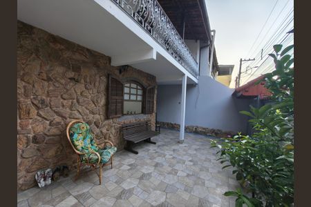 Casa de condomínio à venda com 64m², 4 quartos e 1 vagaGaragem - Quintal