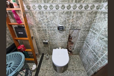 Casa de condomínio à venda com 64m², 4 quartos e 1 vagaBanheiro Andar Superior