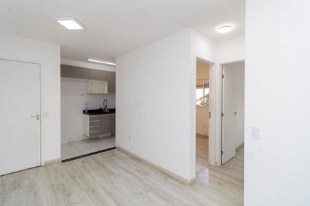 Sala de apartamento para alugar com 2 quartos, 43m² em Vila Gustavo, São Paulo