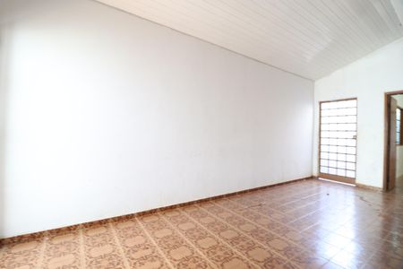 Casa para alugar com 180m², 3 quartos e 2 vagasÁrea de Serviço