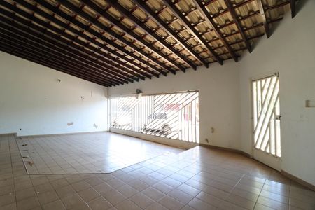 Casa para alugar com 180m², 3 quartos e 2 vagasVaranda da Sala