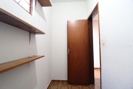 Casa para alugar com 180m², 3 quartos e 2 vagasBanheiro de serviço