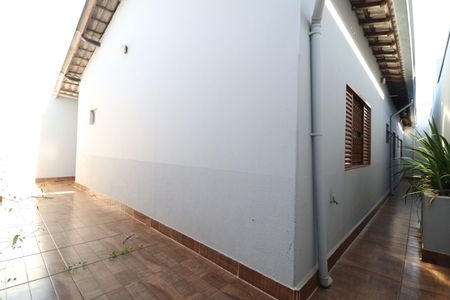 Casa para alugar com 180m², 3 quartos e 2 vagasQuintal