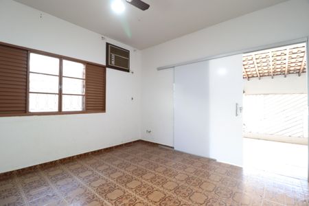 Sala de casa para alugar com 3 quartos, 180m² em Osvaldo Rezende, Uberlândia