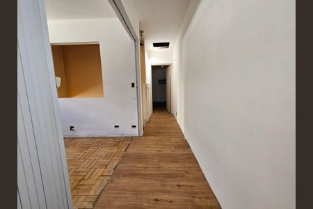 Apartamento à venda com 190m², 5 quartos e 2 vagasCorredor