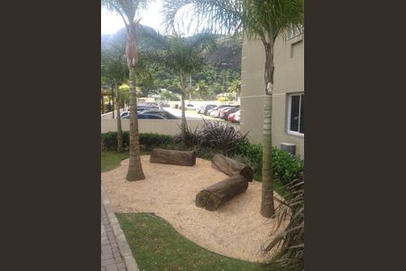 Apartamento à venda com 60m², 2 quartos e 2 vagasÁrea externa