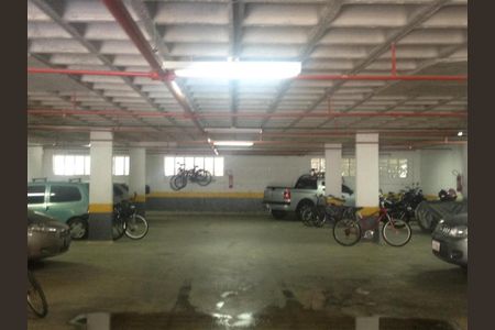 Apartamento à venda com 60m², 2 quartos e 2 vagasÁrea externa