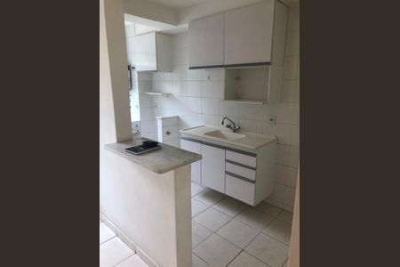 Apartamento à venda com 60m², 2 quartos e 2 vagasCozinha
