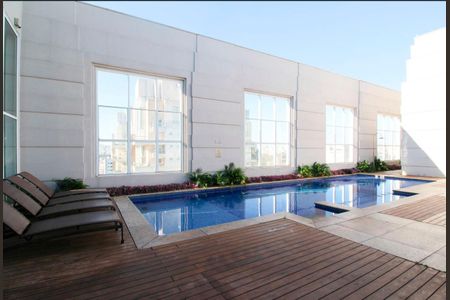 Apartamento para alugar com 57m², 1 quarto e 1 vagaÁrea comum - Piscina