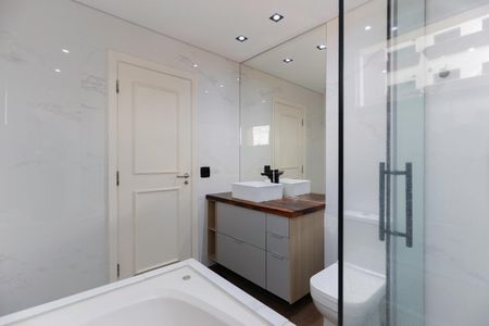 Apartamento à venda com 480m², 4 quartos e 4 vagasBanheiro da suíte 1
