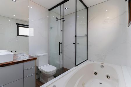 Apartamento à venda com 480m², 4 quartos e 4 vagasBanheiro da suíte 1