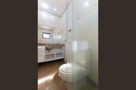 Apartamento à venda com 480m², 4 quartos e 4 vagasBanheiro da suíte 4