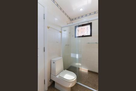 Apartamento à venda com 480m², 4 quartos e 4 vagasBanheiro da suíte 4