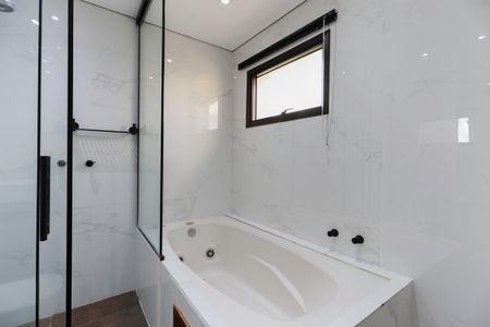 Apartamento à venda com 480m², 4 quartos e 4 vagasBanheiro da suíte 1