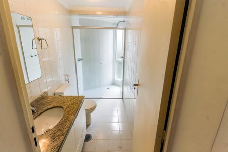 Apartamento para alugar com 90m², 3 quartos e 2 vagasBanheiro da Suíte
