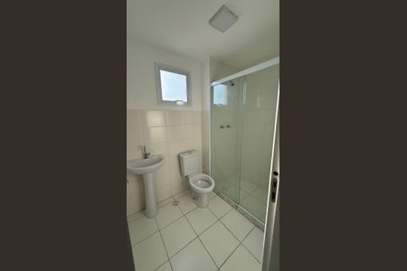 Banheiro  de apartamento para alugar com 2 quartos, 55m² em Vila Itapegica, Guarulhos