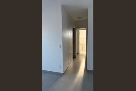 Corredor de apartamento para alugar com 2 quartos, 55m² em Vila Itapegica, Guarulhos