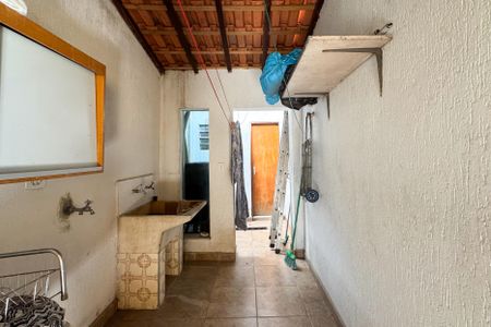 Casa para alugar com 153m², 3 quartos e 3 vagas Casa para alugar com 153m², 3 quartos e 3 vagasÁrea de Serviço