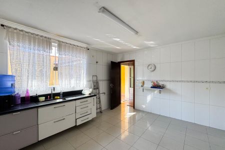 Casa para alugar com 153m², 3 quartos e 3 vagas Casa para alugar com 153m², 3 quartos e 3 vagasCozinha