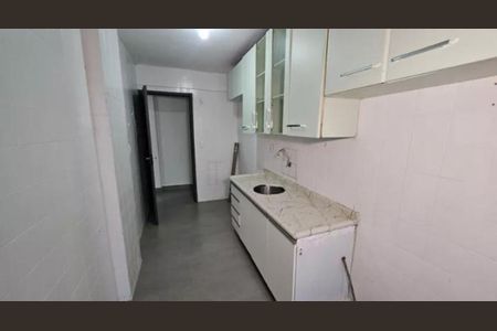 Cozinha de apartamento para alugar com 3 quartos, 94m² em Setor Bueno, Goiânia