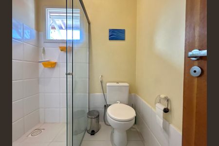 Casa para alugar com 450m², 4 quartos e 1 vagaBanheiro 