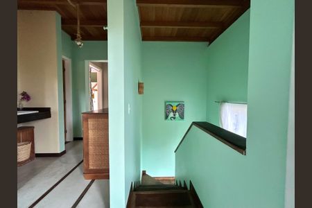 Casa para alugar com 450m², 4 quartos e 1 vagaEscada