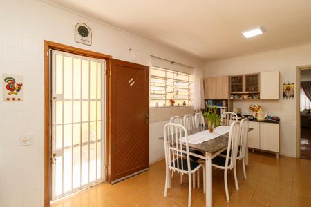 Casa à venda com 182m², 3 quartos e 4 vagasCozinha