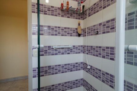 Casa à venda com 182m², 3 quartos e 4 vagasBanheiro da Suíte