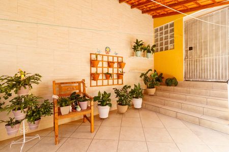 Casa à venda com 182m², 3 quartos e 4 vagasQuintal