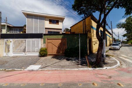 Casa à venda com 182m², 3 quartos e 4 vagasFachada