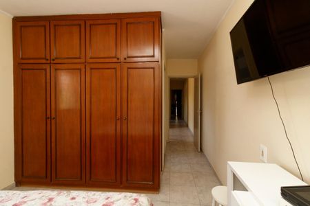 Casa à venda com 182m², 3 quartos e 4 vagasSuíte