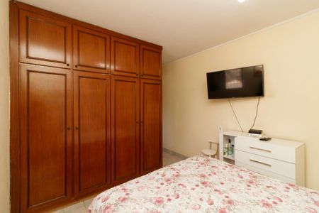 Casa à venda com 182m², 3 quartos e 4 vagasSuíte