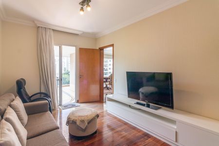 Apartamento para alugar com 252m², 3 quartos e 4 vagas Apartamento para alugar com 252m², 3 quartos e 4 vagasSala de TV