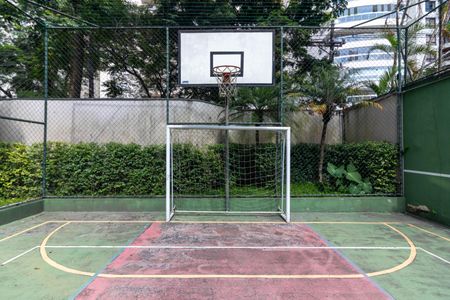 Apartamento para alugar com 252m², 3 quartos e 4 vagas Apartamento para alugar com 252m², 3 quartos e 4 vagasQuadra Esportiva