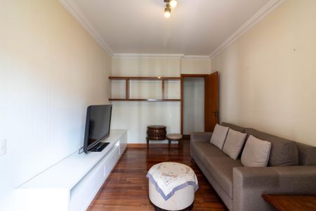 Apartamento para alugar com 252m², 3 quartos e 4 vagas Apartamento para alugar com 252m², 3 quartos e 4 vagasSala de TV