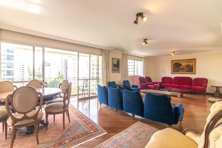 Sala de apartamento para alugar com 3 quartos, 252m² em Moema, São Paulo