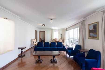 Apartamento para alugar com 252m², 3 quartos e 4 vagas Apartamento para alugar com 252m², 3 quartos e 4 vagasSala