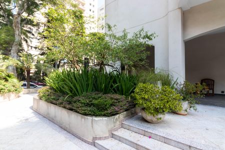 Apartamento para alugar com 252m², 3 quartos e 4 vagas Apartamento para alugar com 252m², 3 quartos e 4 vagasÁrea comum