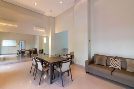 Apartamento para alugar com 252m², 3 quartos e 4 vagas Apartamento para alugar com 252m², 3 quartos e 4 vagasÁrea comum - Salão de festas