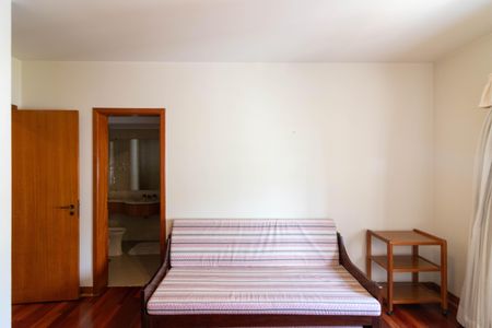 Apartamento para alugar com 252m², 3 quartos e 4 vagas Apartamento para alugar com 252m², 3 quartos e 4 vagasSuíte 1