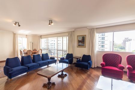 Apartamento para alugar com 252m², 3 quartos e 4 vagas Apartamento para alugar com 252m², 3 quartos e 4 vagasSala