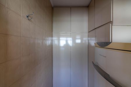 Apartamento para alugar com 252m², 3 quartos e 4 vagas Apartamento para alugar com 252m², 3 quartos e 4 vagasDespensa