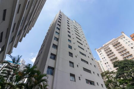 Apartamento para alugar com 252m², 3 quartos e 4 vagas Apartamento para alugar com 252m², 3 quartos e 4 vagasFachada do Prédio