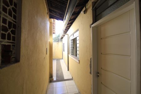 Casa para alugar com 40m², 1 quarto e sem vagaQuintal