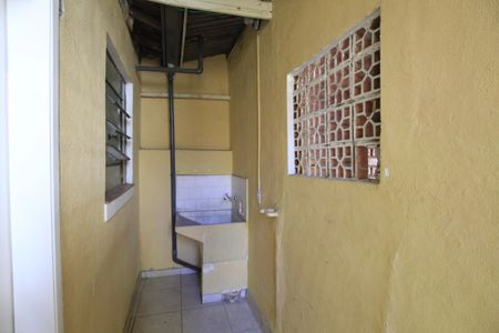 Casa para alugar com 40m², 1 quarto e sem vagaÁrea de Serviço