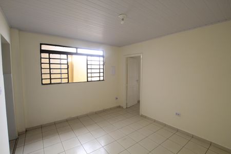 Casa para alugar com 40m², 1 quarto e sem vagaSala