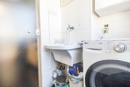 Apartamento à venda com 72m², 2 quartos e 1 vagaÁrea de Serviço