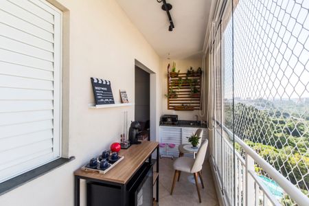 Apartamento à venda com 72m², 2 quartos e 1 vagaVaranda